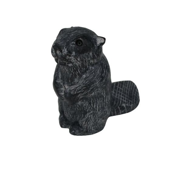 2 Vintage Beavers Soapstone Figurines - AL Wolf Hand Made in Canada - Picture 6 of 6